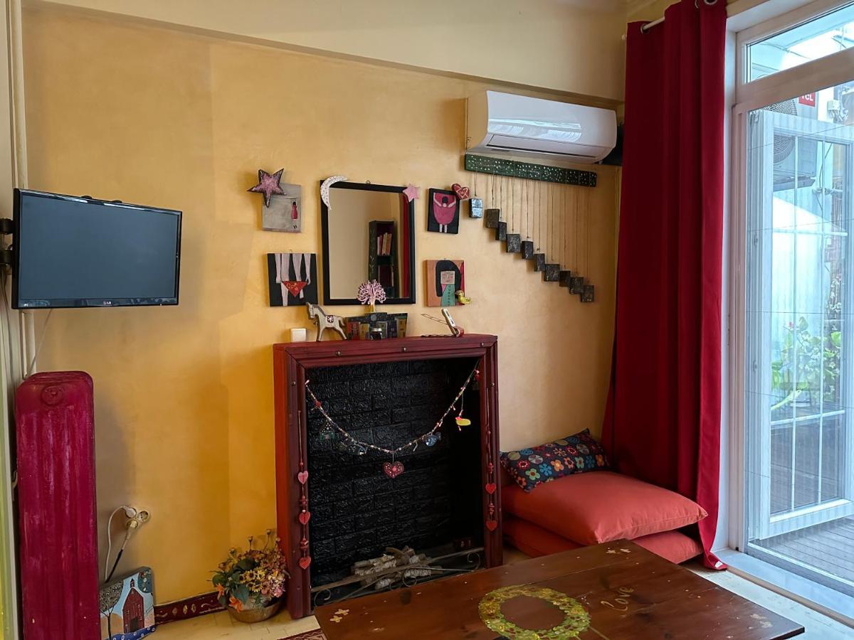 City Center Little Happy Romantic House Atene Esterno foto
