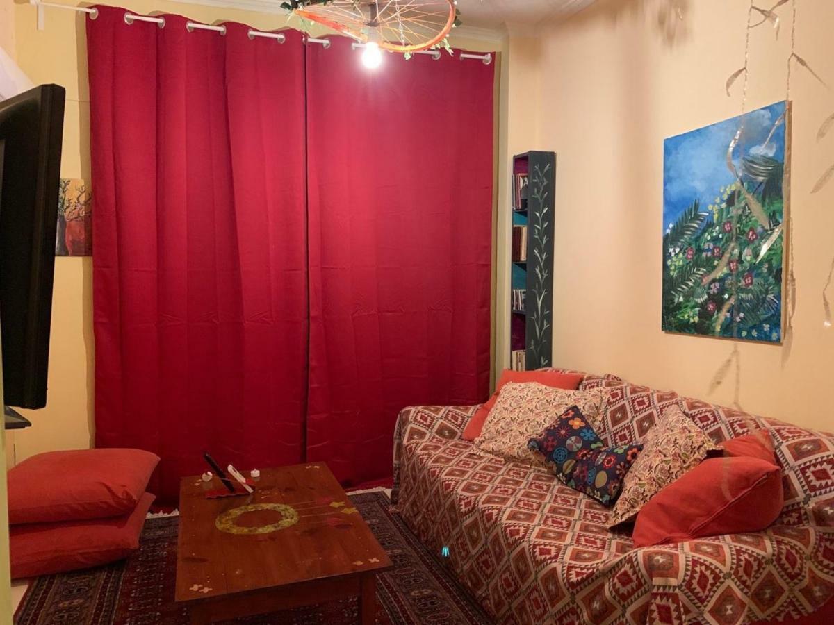 City Center Little Happy Romantic House Atene Esterno foto