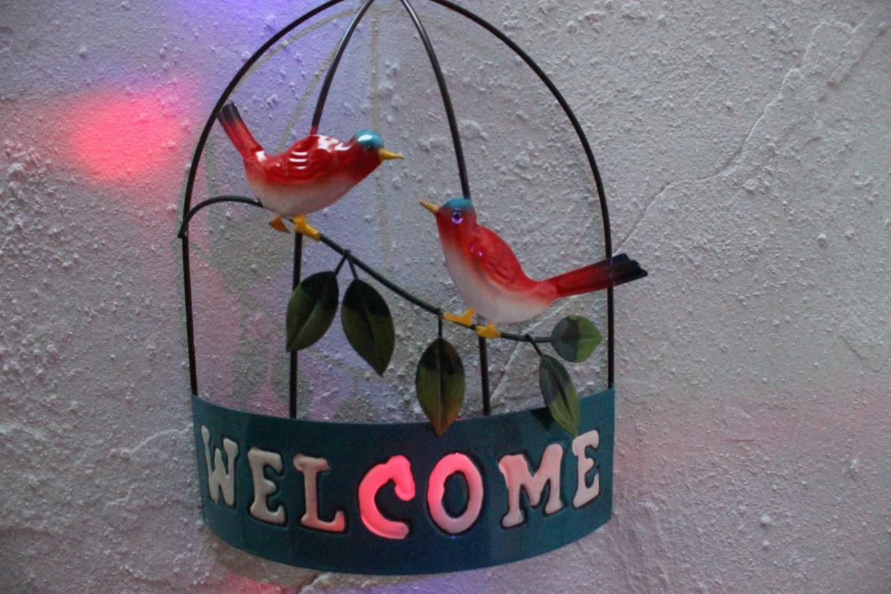 City Center Little Happy Romantic House Atene Esterno foto